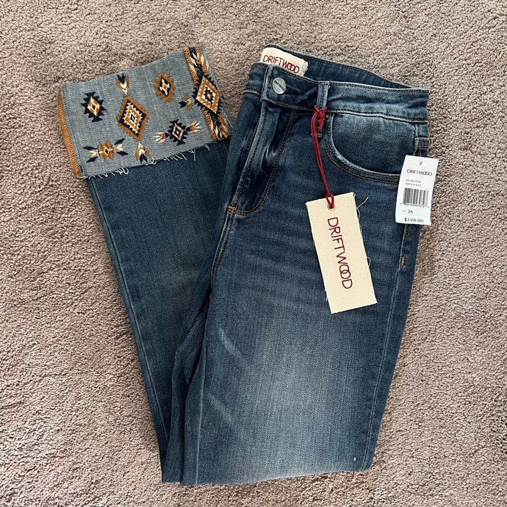 NWT Driftwood Colette Straight Crop Size 26